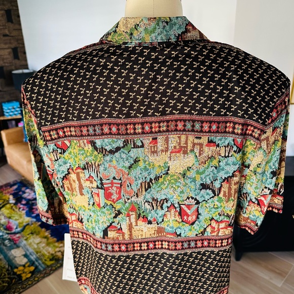 Vintage 80’s Castle Print High Waist Shorts Set - Picture 7 of 15